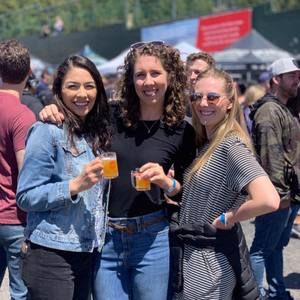 Meet your Posher, Caitlin